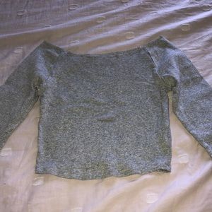 Cute gray of the shoulder crop top